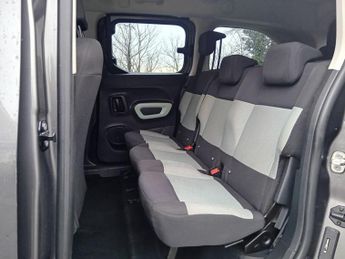 CITROEN BERLINGO 1.5 BlueHDi Feel XL MPV 5dr Diesel EAT Euro 6 (s/s) (130 ps).*7 