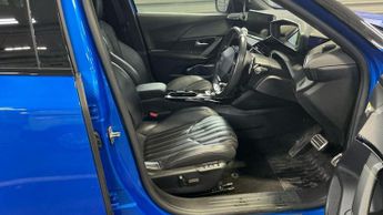 PEUGEOT 2008 1.2 PureTech GT Premium SUV 5dr Petrol EAT Euro 6 (s/s) (130 ps)