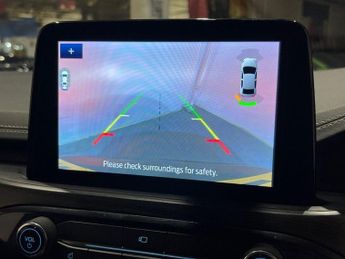 FORD KUGA 2.5 Duratec 14.4kWh Vignale SUV 5dr Petrol Plug-in Hybrid CVT Eu