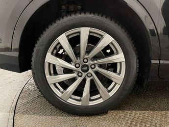 FORD KUGA 2.5 Duratec 14.4kWh Vignale SUV 5dr Petrol Plug-in Hybrid CVT Eu