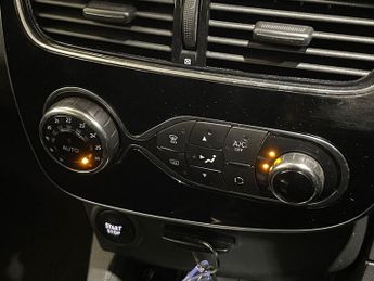 RENAULT CLIO 1.5 dCi Dynamique S Nav Hatchback 5dr Diesel EDC Euro 6 (s/s) (9