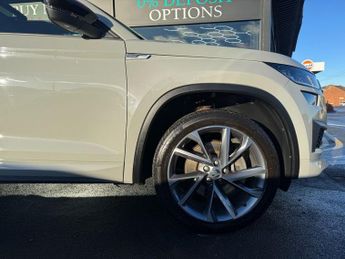 SKODA KODIAQ 2.0 TSI SportLine SUV 5dr Petrol DSG 4WD Euro 6 (s/s) (7 Seat) (