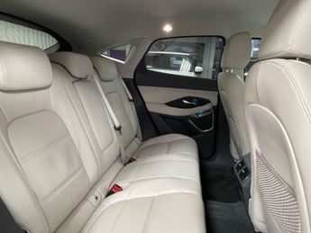 JAGUAR E-PACE 2.0 P200 SE SUV 5dr Petrol Auto AWD Euro 6 (s/s) (200 ps)