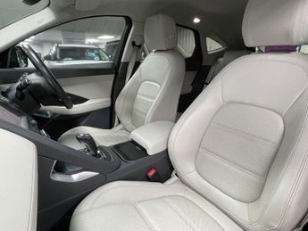 JAGUAR E-PACE 2.0 P200 SE SUV 5dr Petrol Auto AWD Euro 6 (s/s) (200 ps)