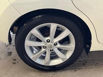 NISSAN NOTE 1.2 DIG-S Acenta Premium Hatchback 5dr Petrol XTRON Euro 6 (s/s)