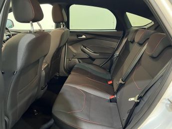 FORD FOCUS 1.0T EcoBoost ST-Line Hatchback 5dr Petrol Auto Euro 6 (s/s) (12