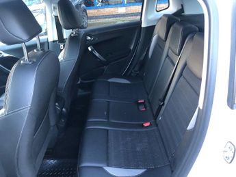 PEUGEOT 2008 1.2 PureTech Allure SUV 5dr Petrol ETG Euro 6 (s/s) (82 ps)