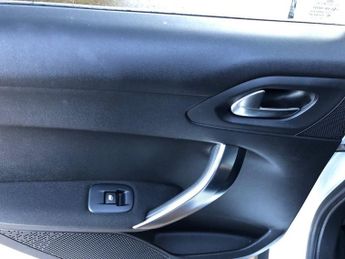 PEUGEOT 2008 1.2 PureTech Allure SUV 5dr Petrol ETG Euro 6 (s/s) (82 ps)