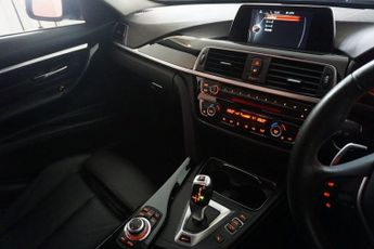 BMW 3 SERIES 2.0 330e 7.6kWh Sport Saloon 4dr Petrol Plug-in Hybrid Auto Euro