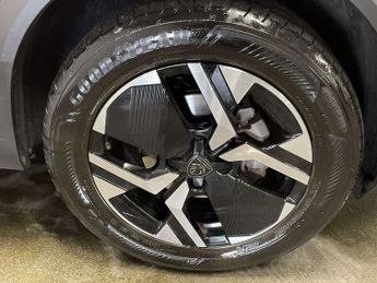 PEUGEOT 2008 1.2 PureTech GT SUV 5dr Petrol EAT Euro 6 (s/s) (130 ps)