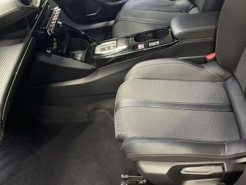 PEUGEOT 2008 1.2 PureTech GT SUV 5dr Petrol EAT Euro 6 (s/s) (130 ps)