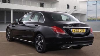 MERCEDES-BENZ C-CLASS 2.0 C220d Sport (Premium Plus) Saloon 4dr Diesel G-Tronic+ Euro 