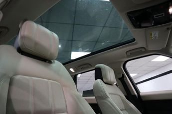 LAND ROVER RANGE ROVER SPORT 3.0 SD V6 HSE SUV 5dr Diesel Auto 4WD Euro 6 (s/s) (306 ps)