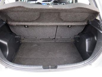 TOYOTA YARIS 1.5 VVT-h Icon Tech Hatchback 5dr Petrol Hybrid E-CVT Euro 6 (s/