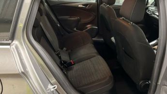 VAUXHALL ASTRA 1.4i Turbo SRi Sports Tourer 5dr Petrol Auto Euro 6 (s/s) (150 p
