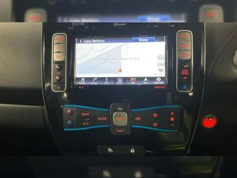 NISSAN LEAF 30kWh Acenta Hatchback 5dr Electric Auto (109 bhp)