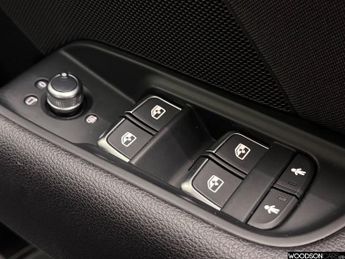 AUDI A3 1.5 TFSI CoD Sport Sportback 5dr Petrol S Tronic Euro 6 (s/s) (1