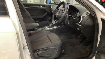 AUDI A3 1.5 TFSI CoD Sport Sportback 5dr Petrol S Tronic Euro 6 (s/s) (1