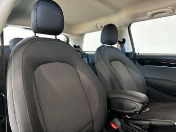 MINI HATCH 1.5 Cooper Classic Hatchback 3dr Petrol Steptronic Euro 6 (s/s) 