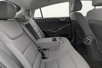 HYUNDAI IONIQ 38.3kWh Premium Hatchback 5dr Electric Auto (136 ps)