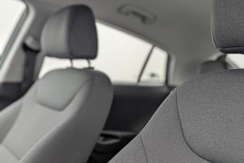 HYUNDAI IONIQ 38.3kWh Premium Hatchback 5dr Electric Auto (136 ps)