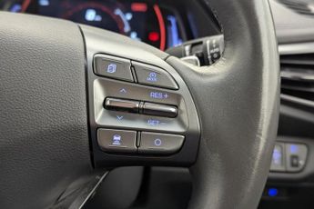 HYUNDAI IONIQ 38.3kWh Premium Hatchback 5dr Electric Auto (136 ps)