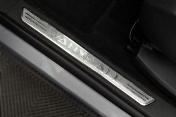 VAUXHALL GRANDLAND X 1.6 Turbo D BlueInjection Tech Line Nav SUV 5dr Diesel Auto Euro