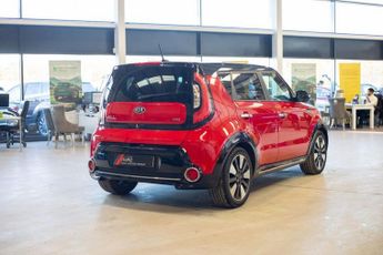 KIA SOUL 1.6 CRDi Mixx SUV 5dr Diesel Auto Euro 5 (126 bhp)