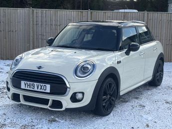 MINI Hatch 1.5 Cooper Sport Hatchback 5dr Petrol Manual Euro 6 (s/s) (136 p
