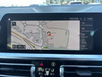 BMW 3 SERIES 2.0 320i M Sport Saloon 4dr Petrol Auto Euro 6 (s/s) (184 ps)