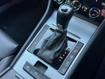 SKODA SUPERB 1.4 TSi iV 13kWh SE Technology Hatchback 5dr Petrol Plug-in Hybr