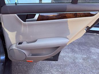 MERCEDES-BENZ C-CLASS 2.1 C220 CDI BlueEfficiency Elegance Edition 125 Saloon 4dr Dies