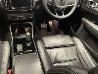 VOLVO XC40 Recharge Twin 78kWh Pro SUV 5dr Electric Auto AWD (408 ps)