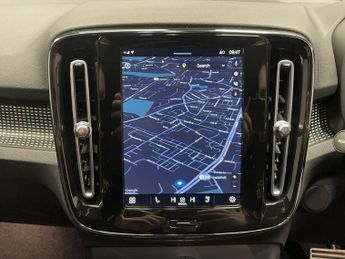 VOLVO XC40 Recharge Twin 78kWh Pro SUV 5dr Electric Auto AWD (408 ps)
