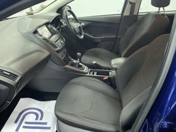 FORD FOCUS 1.0T EcoBoost Zetec S Hatchback 5dr Petrol Manual Euro 6 (s/s) (