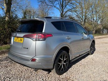 TOYOTA RAV4 2.0 D-4D Icon SUV 5dr Diesel Manual Euro 6 (s/s) (Safety Sense, 