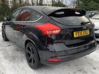 FORD FOCUS 1.6 Zetec Hatchback 5dr Petrol Powershift Euro 6 (125 ps)