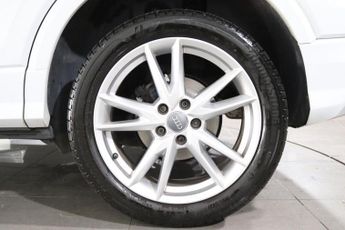 AUDI Q2 1.6 TDI 30 S line SUV 5dr Diesel S Tronic Euro 6 (s/s) (116 ps)