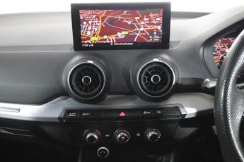 AUDI Q2 1.6 TDI 30 S line SUV 5dr Diesel S Tronic Euro 6 (s/s) (116 ps)