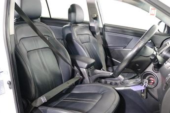 KIA SPORTAGE 2.0 CRDi KX-3 SUV 5dr Diesel Auto AWD Euro 5 (134 bhp)