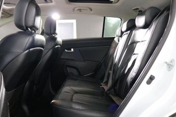 KIA SPORTAGE 2.0 CRDi KX-3 SUV 5dr Diesel Auto AWD Euro 5 (134 bhp)