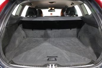 VOLVO XC60 2.0 D4 SE Lux Nav SUV 5dr Diesel Geartronic Euro 6 (s/s) (181 ps