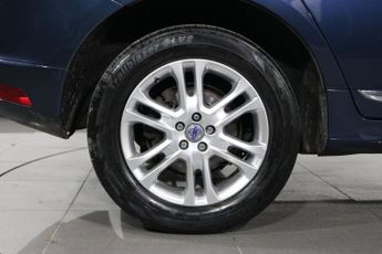 VOLVO XC60 2.0 D4 SE Lux Nav SUV 5dr Diesel Geartronic Euro 6 (s/s) (181 ps