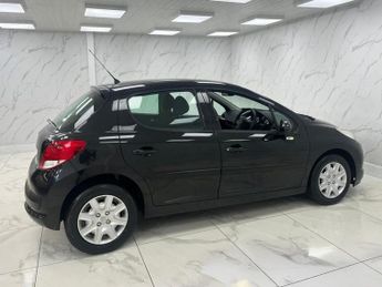 PEUGEOT 207 1.4 S Hatchback 5dr Petrol Manual Euro 5 (A/C) (75 ps)