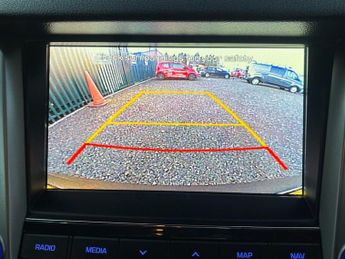 HYUNDAI TUCSON 1.7 CRDi Blue Drive Premium SUV 5dr Diesel DCT Euro 6 (s/s) (141