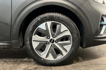 KIA NIRO 64kWh 2 SUV 5dr Electric Auto (201 bhp) Reverse Camera, Rear Par