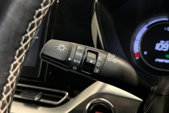 KIA NIRO 64kWh 2 SUV 5dr Electric Auto (201 bhp) Reverse Camera, Rear Par