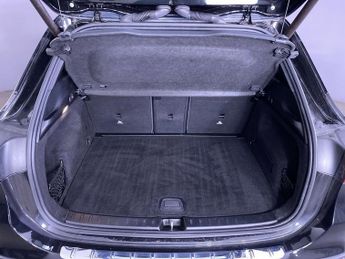 MERCEDES-BENZ GLA 1.3 GLA200 Sport SUV 5dr Petrol 7G-DCT Euro 6 (s/s) (163 ps)