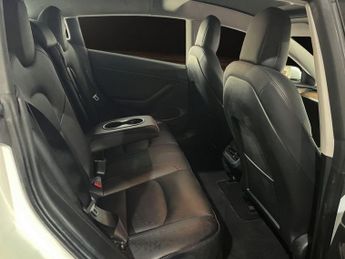 TESLA Model 3 (Dual Motor) Long Range Saloon 4dr Electric Auto 4WDE (346 ps)