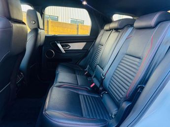 LAND ROVER DISCOVERY SPORT 1.5 P300e 12.2kWh R-Dynamic S SUV 5dr Petrol Plug-in Hybrid Auto